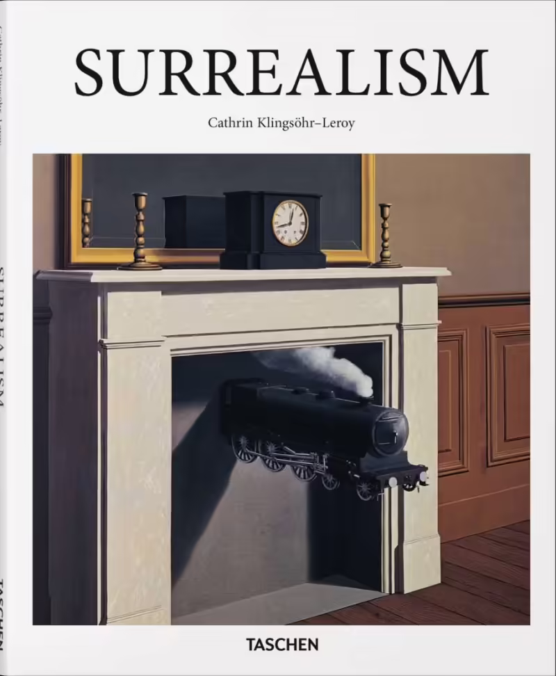 Корицата на Surrealism